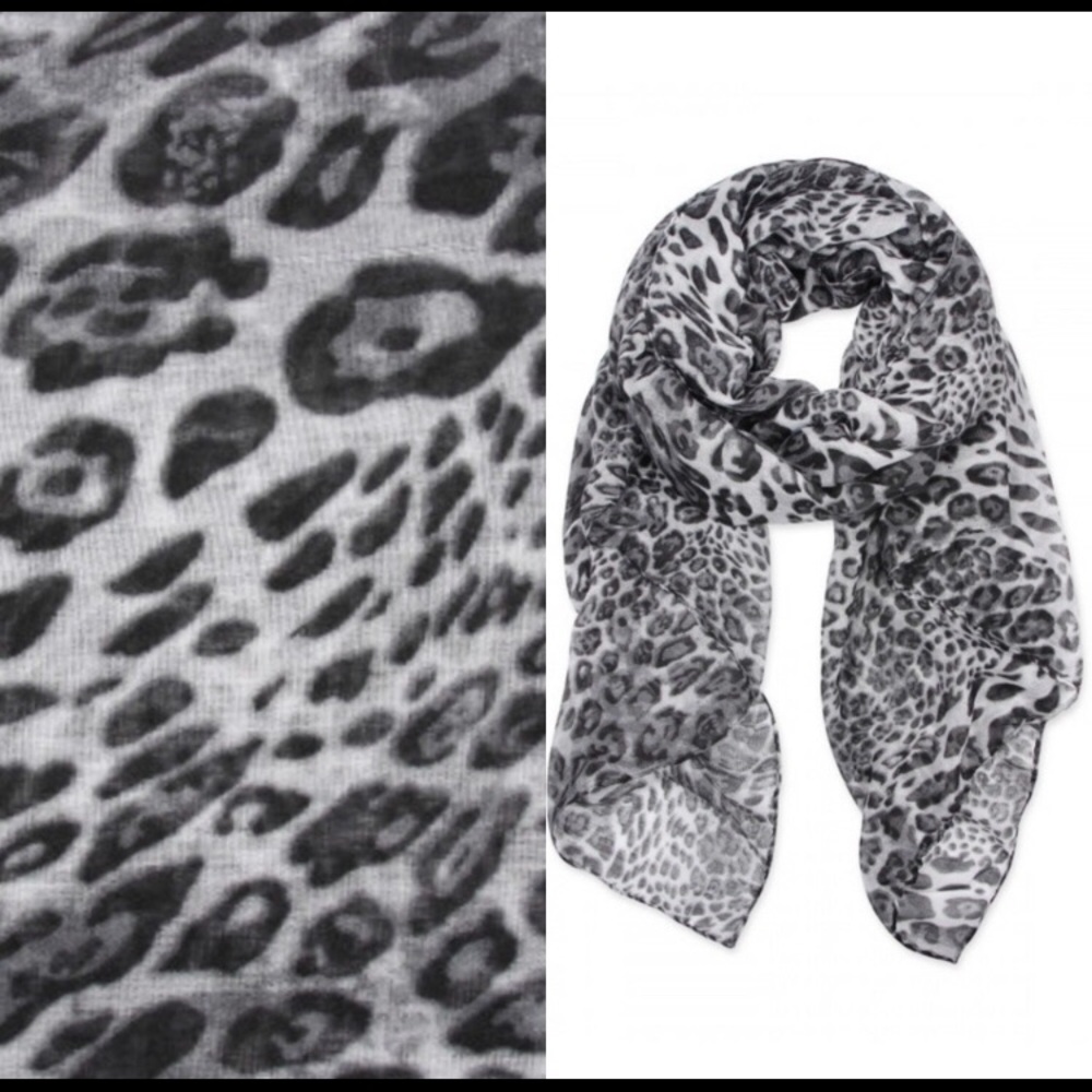 LAST ☝️! Animal Print Scarf - Picture 2 of 2